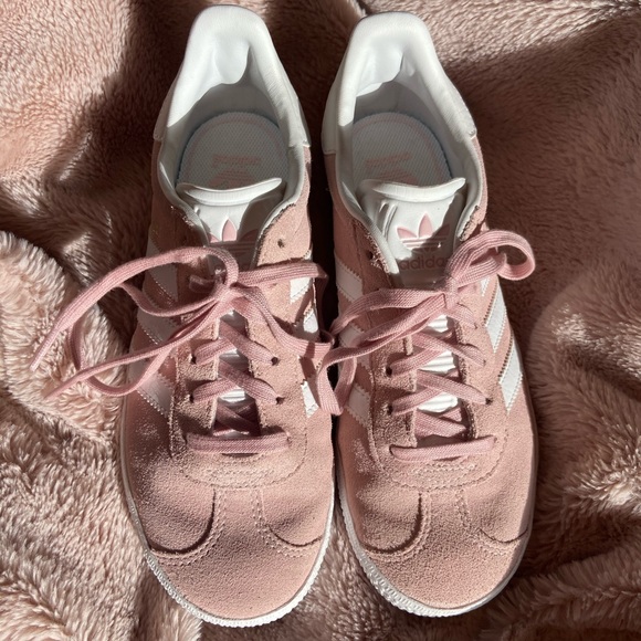 Adidas Pink Gazelle Shoes - Picture 3 of 8